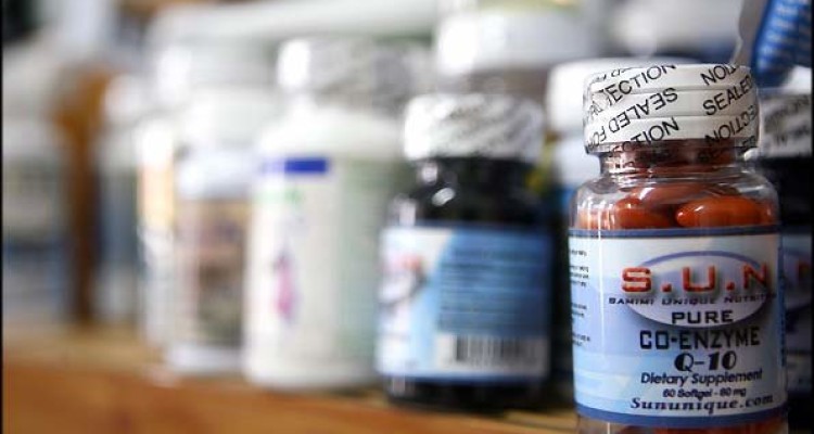 امحای ۴ تن داروی قاچاق و تقلبی در کرمانشاه/ ۶۵ مرکز پلمب شدند