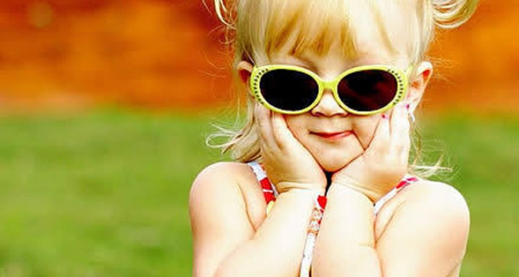  به کودکانتان محبت کنید اما آنها را لوس نکنید! 