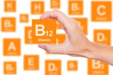  نشانه های کمبود ویتامین B12 