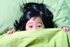  وقتی کودک کابوس می‌بیند چگونه برخورد کنیم؟ 