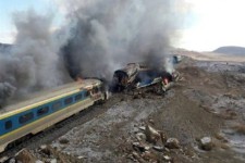 بررسی لایحه برنامه ششم، عامل عقب افتادن استیضاح وزیر راه/ امکانات راه آهن واقعا فرسوده است