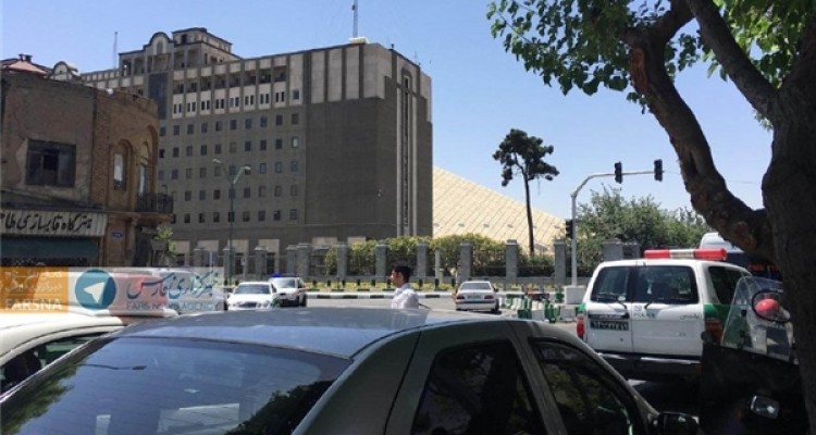 عملیات تروریستی مجلس با ورود نیروهای ویژه سپاه پایان یافت/هلاکت تررویست‌ها و آغاز پاکسازی ساختمان مجلس