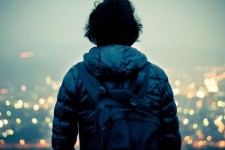  چگونه احساس تنهایی به سلامتی آسیب می‌زند؟ 