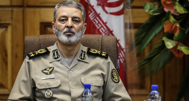 «سلام رضایت» رهبر انقلاب نگینی درخشنده بر ایام افتخار ارتشیان است