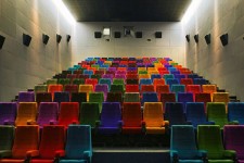 سینماها را با اکران مناظره‌های انتخاباتی احیا کنیم