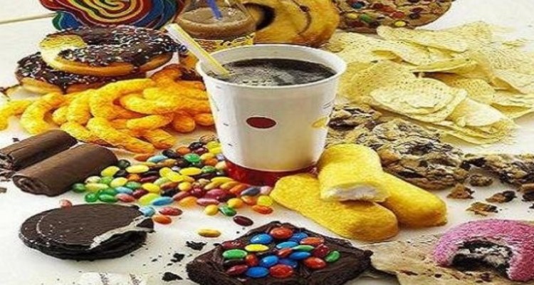 کدام مواد خوراکی را نباید قبل از خواب خورد