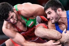 سرشاخ غول‌های کشتی در لیگ/ جذاب مثل المپیک با رقابت بولدوزر و نایفونوف .