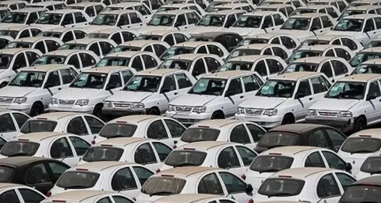 سود ۴۰ هزار میلیاردی دلالان خودرو در سال ۹۹