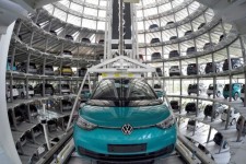 فولکس واگن در سال ۲۰۲۲ به کاهش تولید ادامه می‌دهد