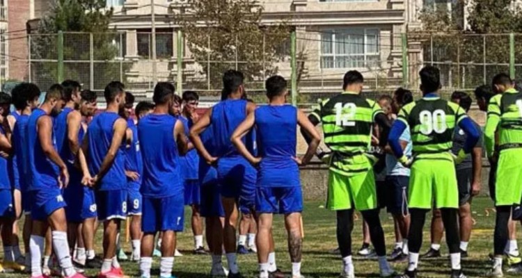 خروجی‌های نیم فصل دوم استقلال هنوز مشخص نشده‌اند