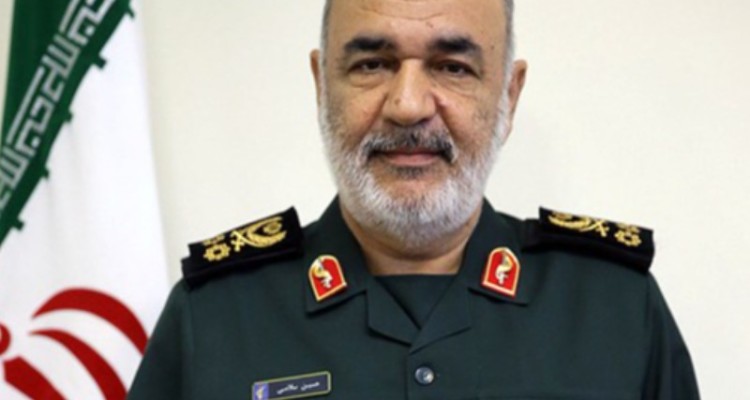 فرمانده سپاه واکسن «نورا» را دریافت کرد