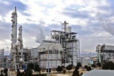 نامه 100 نماینده مجلس درباره واگذاری سهام شرکت پتروشیمی در هلدینگ خلیج فارس