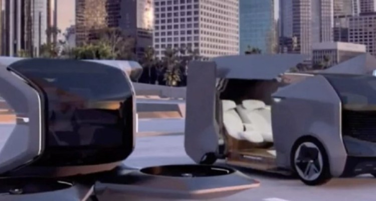 خودروی پرنده با موتور بی ام و مجوز پرواز گرفت + عکس