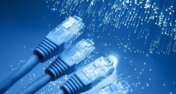 تلاش ضدایرانی برخی رسانه‌های اصلاح‌‎طلب برای تحقیر جمهوری اسلامی با حربه دروغ/ سرعت اینترنت ایران هم‌رده افغانستان شد؟