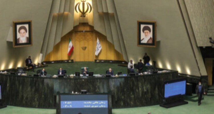 ورود مجلس به حوزه نظام وظیفه!/ «معافیت رایگان» به سرانجام می‌رسد؟