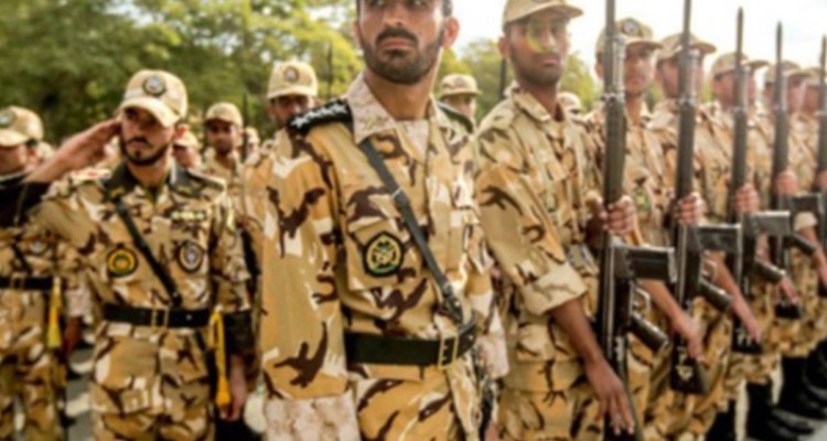 متأهلین دارای 2 فرزند کارت معافیت سربازی دریافت نمی‌کنند