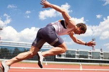 تلاش دو و میدانی‌کاران کرمانشاهی در رقابت‌های بین‌المللی