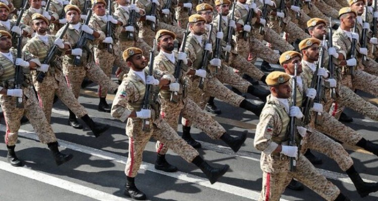 اقتدار نیروهای مسلح نماد قدرت و امنیت 