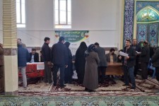 برپایی میز خدمت به مناسبت دهه فجر 