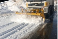 برف روبی ۶۰۰ کیلومتر راه‌های شهرستان صحنه