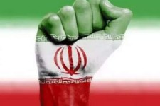 ملت ایران مقابل توطئه‌های آمریکا ایستادگی می‌کند