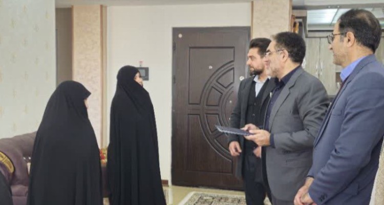 دیدار با خانواده شهدا