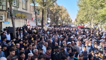 مردم صحنه حماسه‌ای تازه در ۱۳ آبان رقم زدند