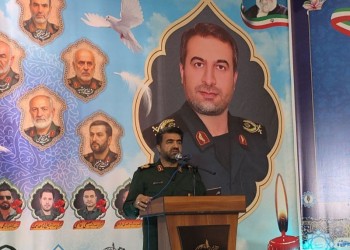 شهدا ستارگانی هستند که مسیر ملت ایران را روشن می‌کنند