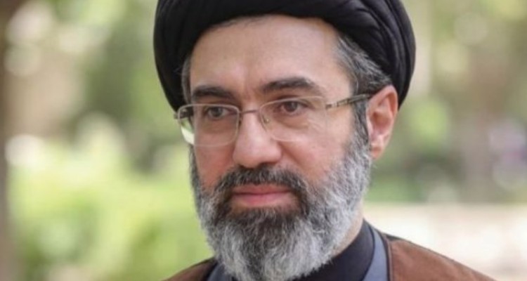 ایرانیان پاسدار فناوری هسته‌ای و موشکی‌اند