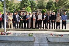 مراسم غبارروبی گلزار شهدای صحنه به مناسبت سالروز آزادسازی خرمشهر