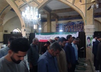 نماز باشکوه عید سعید قربان صبح امروز با حضور مردم مؤمن و ولایتمدار شهرستان صحنه برگزار شد.