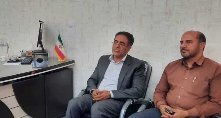 فرماندار شهرستان صحنه به مناسبت هفته قوه قضائیه با رئیس دادگستری و دادستان دیدار کرد   