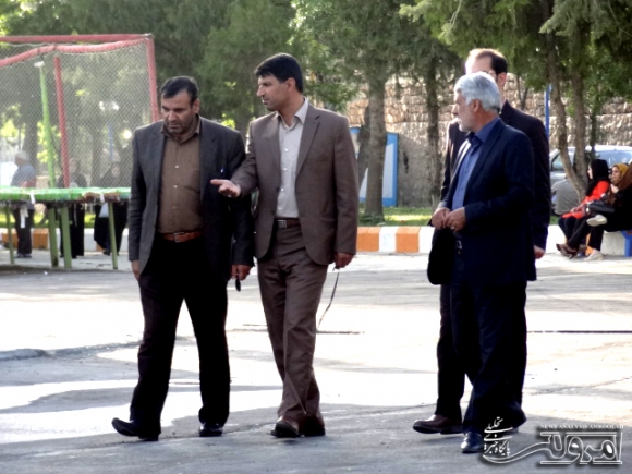 یک روز با اعضاء شورای شهر صحنه