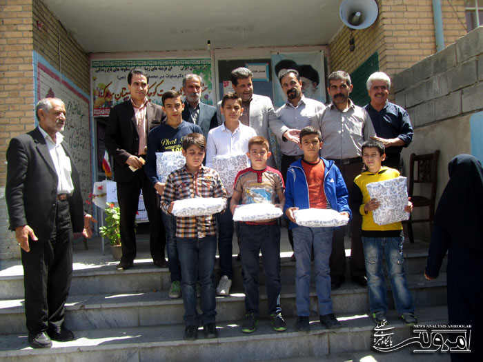 مراسم تجلیل از شناگران برتر صحنه ای در مدرسه غیر انتفاعی اندیشه برگزار شد