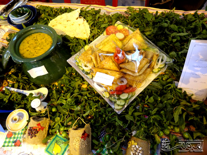 اولین جشنواره غذای سنتی در دینور برگزار شد