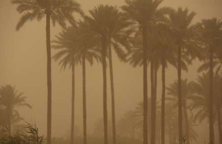 آسمان قصرشیرین برای دومین روز متوالی غبارآلود شد