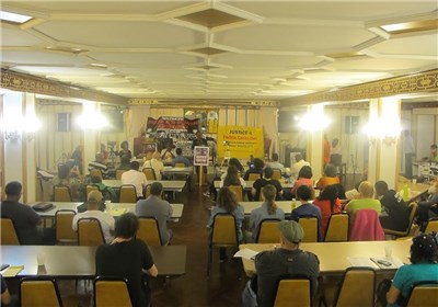 دادگاه نمادین مردم بالتیمور در اعتراض به نژادپرستی پلیس آمریکا +عکس دادگاه نمادین مردم بالتیمور در اعتراض به نژادپرستی پلیس آمریکا +عکس