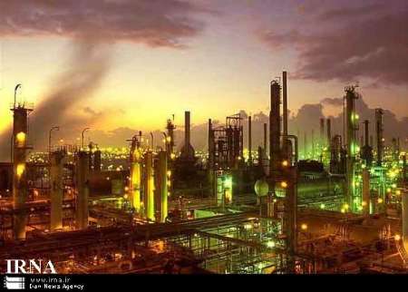 وزیر نفت مجوز ساخت چهارمین واحد پتروشیمی کرمانشاه را صادر کرد