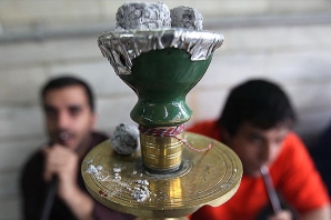 تاکنون موردی از وجود شیشه در توتون قلیان ها مشاهده نشده است 