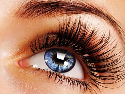  روش هایی برای داشتن مژگانی بلند 