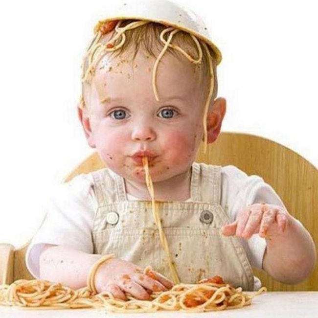  چطور می‌توانید با چاقی مفرط در کودکان مبارزه کنید؟ 