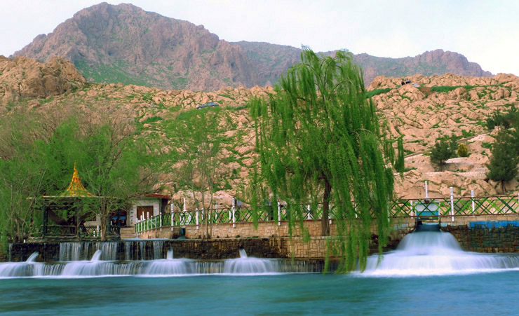 قلب آبی اورامانات شروع به تپیدن کرد/ روایتی از حال خوش این روزهای سراب روانسر + تصاویر قلب آبی اورامانات شروع به تپیدن کرد/ روایتی از حال خوش این روزهای سراب روانسر + تصاویر