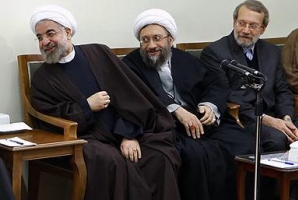 	انگیزه اساتید کرمانشاهی امضا کننده نامه به سران قوا/ از نگرانی برای کاهش رشد علمی کشور تا اجرای اقتصاد مقاومتی 