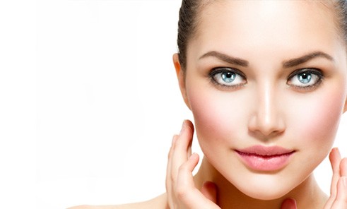  کدام کرم ضد چروک برای پوستم بهتر است؟ 