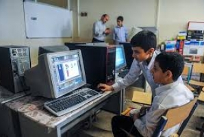 	جدال نفس گیر رایانه و پروژکتور با گچ و تخته/ از افزایش سطح آموزش ها تا برنامه ریزی برای تجهیز 1400 مدرسه 