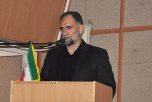 	تسلیم شدن بافرهنگ دینی سازگاری ندارد/روحیه انقلابی نقطه قوت نظام 