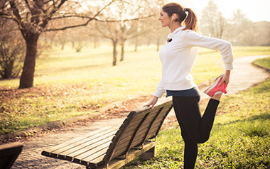بهترین تمرینات ورزشی که خانم ها می توانند در پارک انجام دهند بهترین تمرینات ورزشی که خانم ها می توانند در پارک انجام دهند