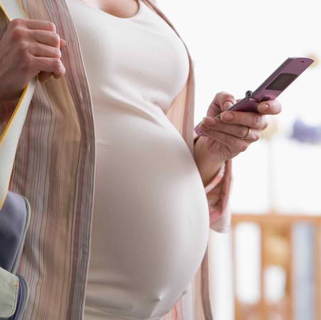  تاثیر تلفن همراه بر باروری زنان و مردان و چگونگی در امان ماندن از آثار آن 