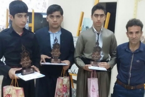 سه دانش آموز جوانرودی به مرحله کشوری مقاله نویسی راه یافتند سه دانش آموز جوانرودی به مرحله کشوری مقاله نویسی راه یافتند