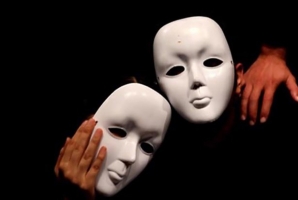 برگزاری جشنواره تئاتر خیابانی با موضوع «قرآن و عترت» در کرمانشاه برگزاری جشنواره تئاتر خیابانی با موضوع «قرآن و عترت» در کرمانشاه